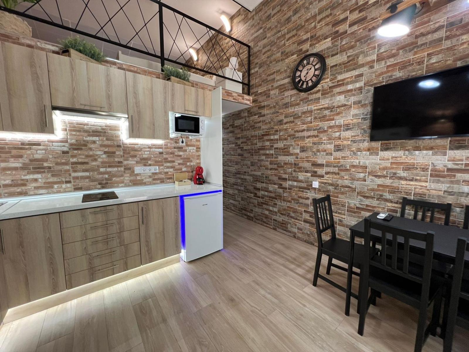 אפרטהוטל ולנסיה Melia Y Fuster 23C מראה חיצוני תמונה